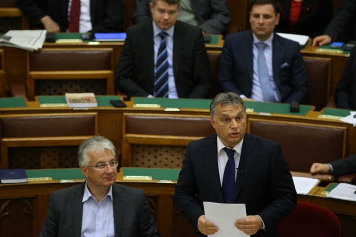 Orbán Viktor: A miénk egy kisgazda, polgári,...
