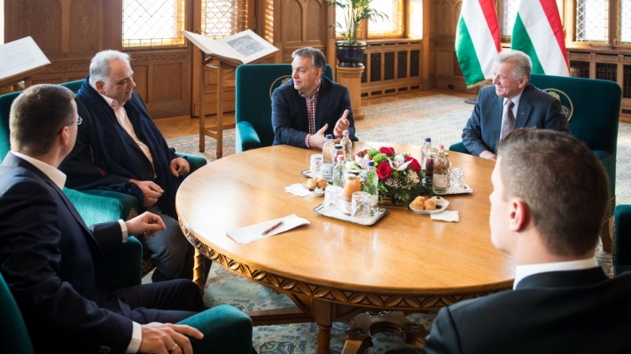 Orbán Viktor miniszterelnök szombat délelőtt az Országházban fogadta a Nemzetközi Birkózó Szövetség...