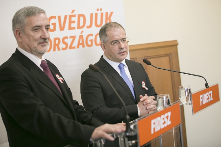Majtényi Lászlótól „virtigli ellenzéki aktivista” beszédet hallhattak – közölte a Fidesz...