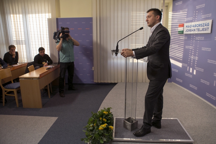 Rogán Antal:A Fidesz frakcióvezetője a kormánypártok egész napos frakcióülésén megvitatott témákról